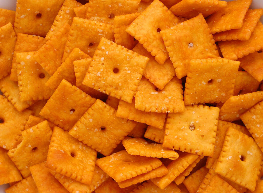 cheeze its -best snack for gamers